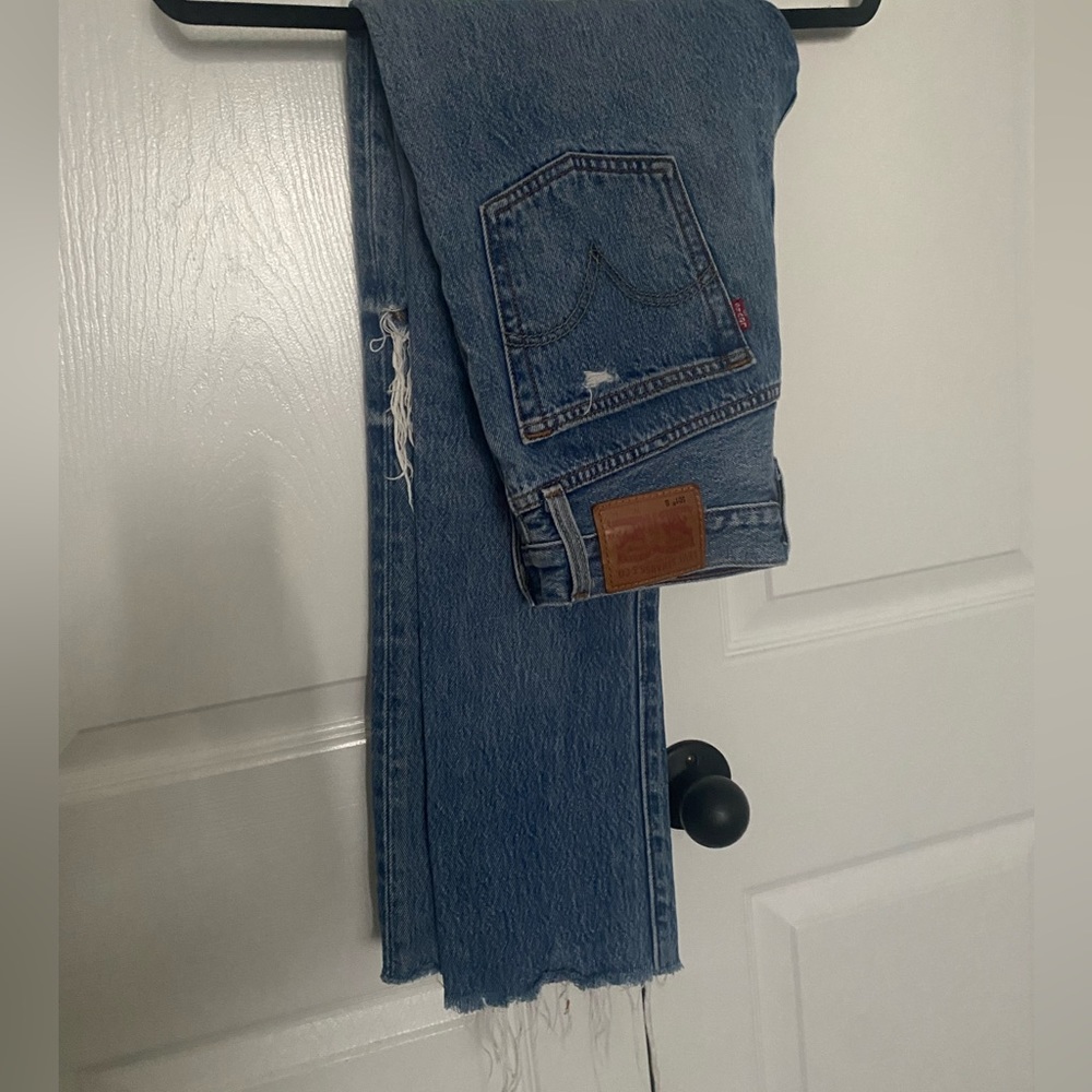 Levi’s Jeans - Picture 2 of 2